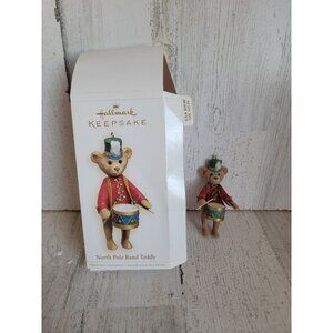 Hallmark North Pole band Teddy ornament Xmas‎